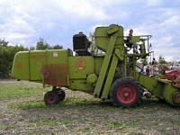 Moissoneuse-batteuse (Fete de la Moisson St Simeon de Bressieux 2006) (5)